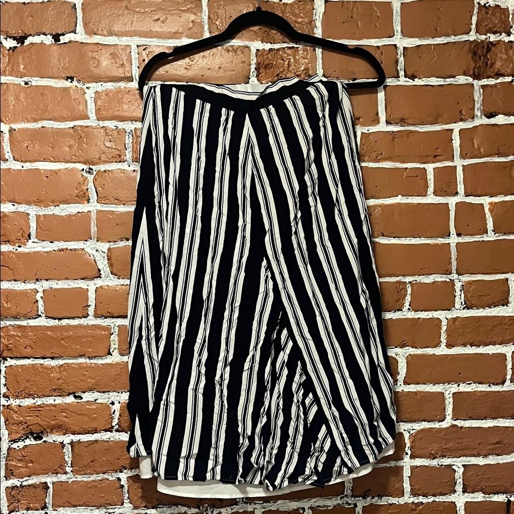 Club Monaco Navy and White Striped A-Line Skirt